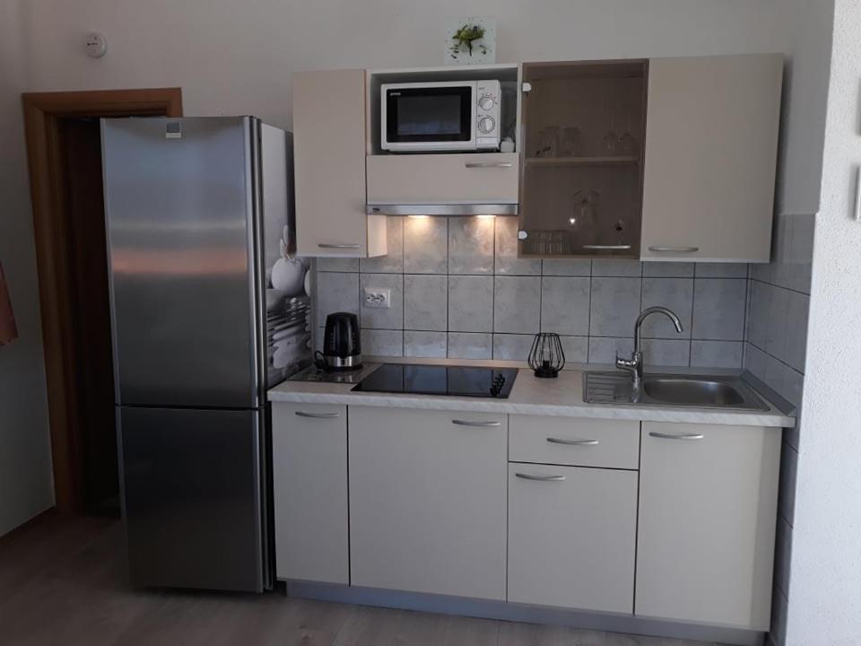 Apartments Viki Τρογκίρ Εξωτερικό φωτογραφία