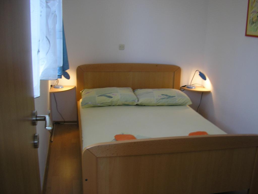 Apartments Viki Τρογκίρ Εξωτερικό φωτογραφία