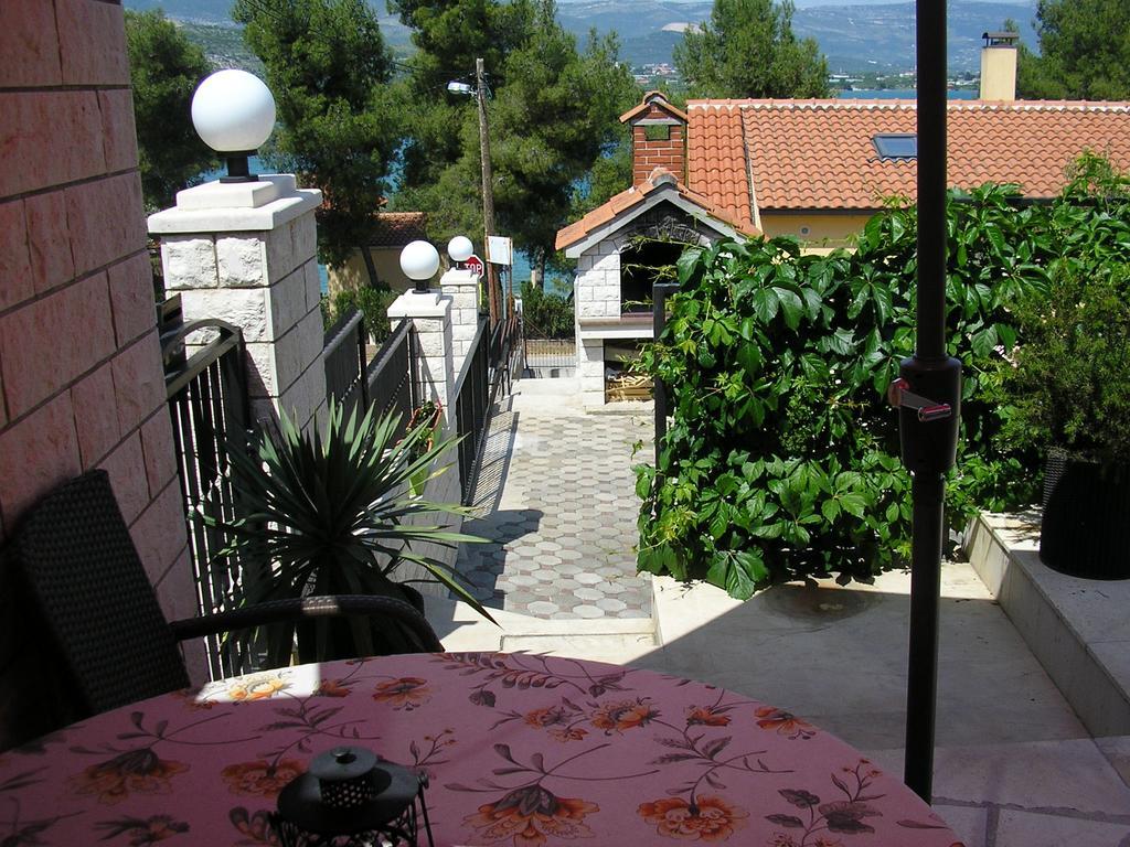 Apartments Viki Τρογκίρ Εξωτερικό φωτογραφία