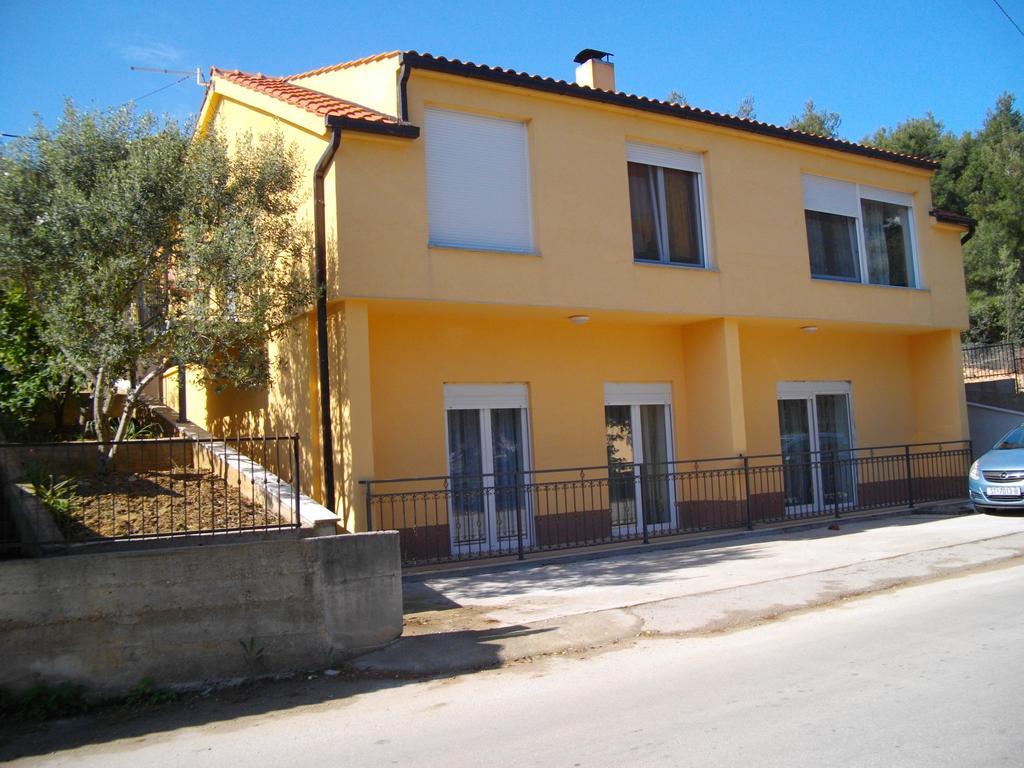 Apartments Viki Τρογκίρ Εξωτερικό φωτογραφία