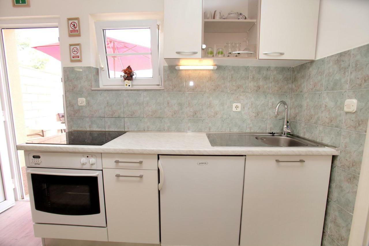 Apartments Viki Τρογκίρ Εξωτερικό φωτογραφία