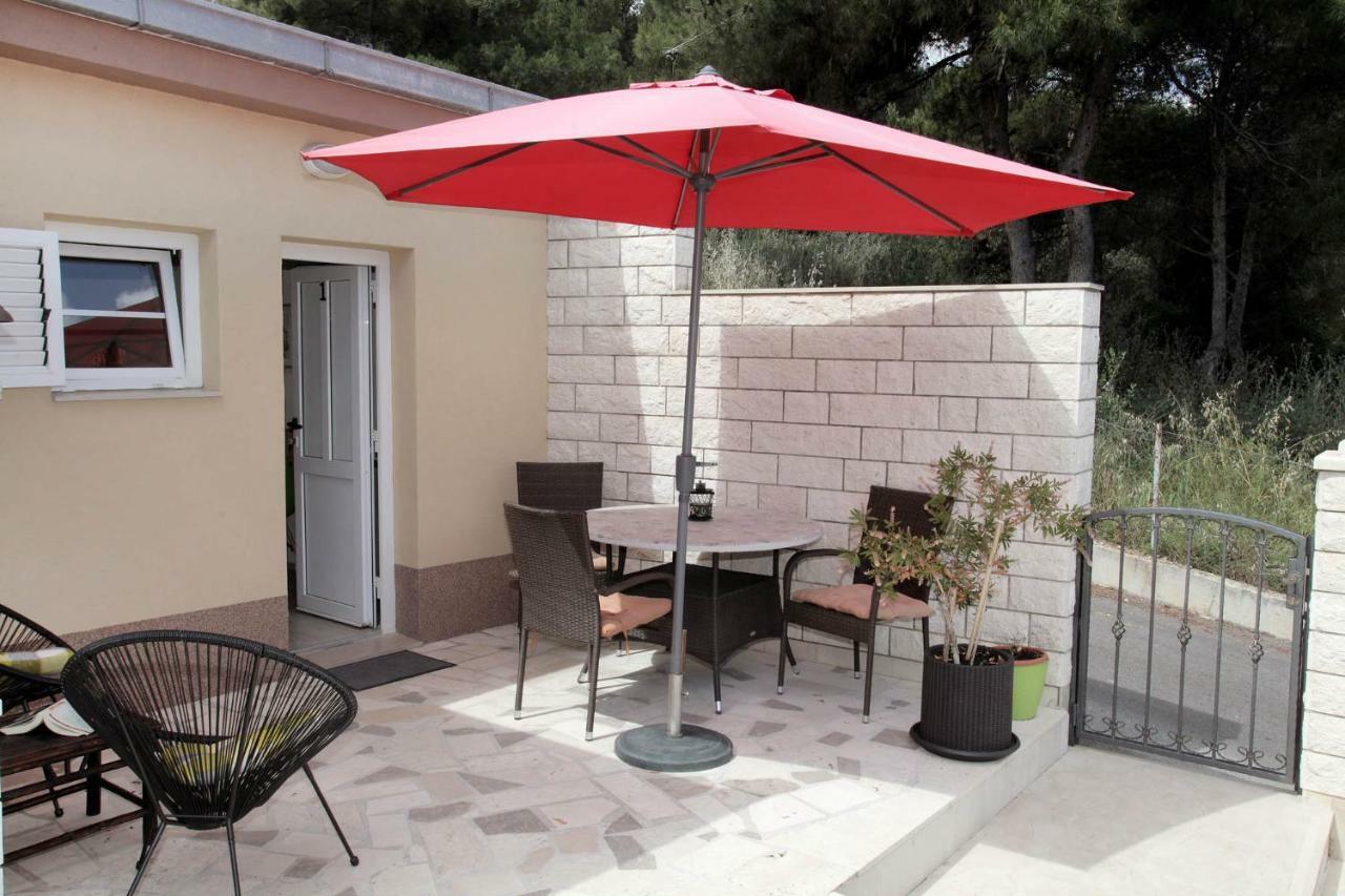 Apartments Viki Τρογκίρ Εξωτερικό φωτογραφία